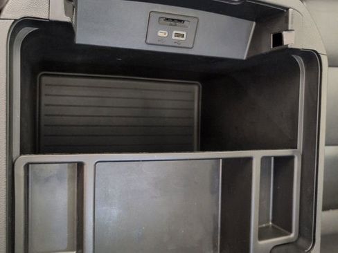 Used 2021 Chevrolet Tahoe LT w/ LT Signature Package image 47