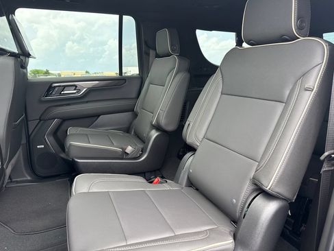 New 2026 GMC Yukon XL Elevation w/ Elevation Premium Package AWD/4WD image 33