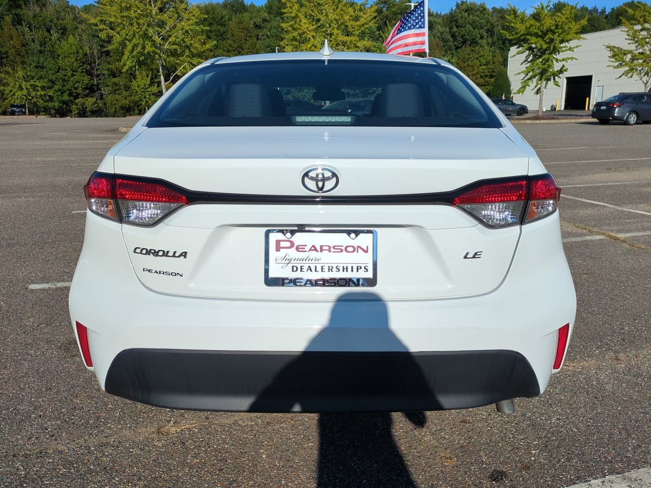 Used 2025 Toyota Corolla LE FWD image 5