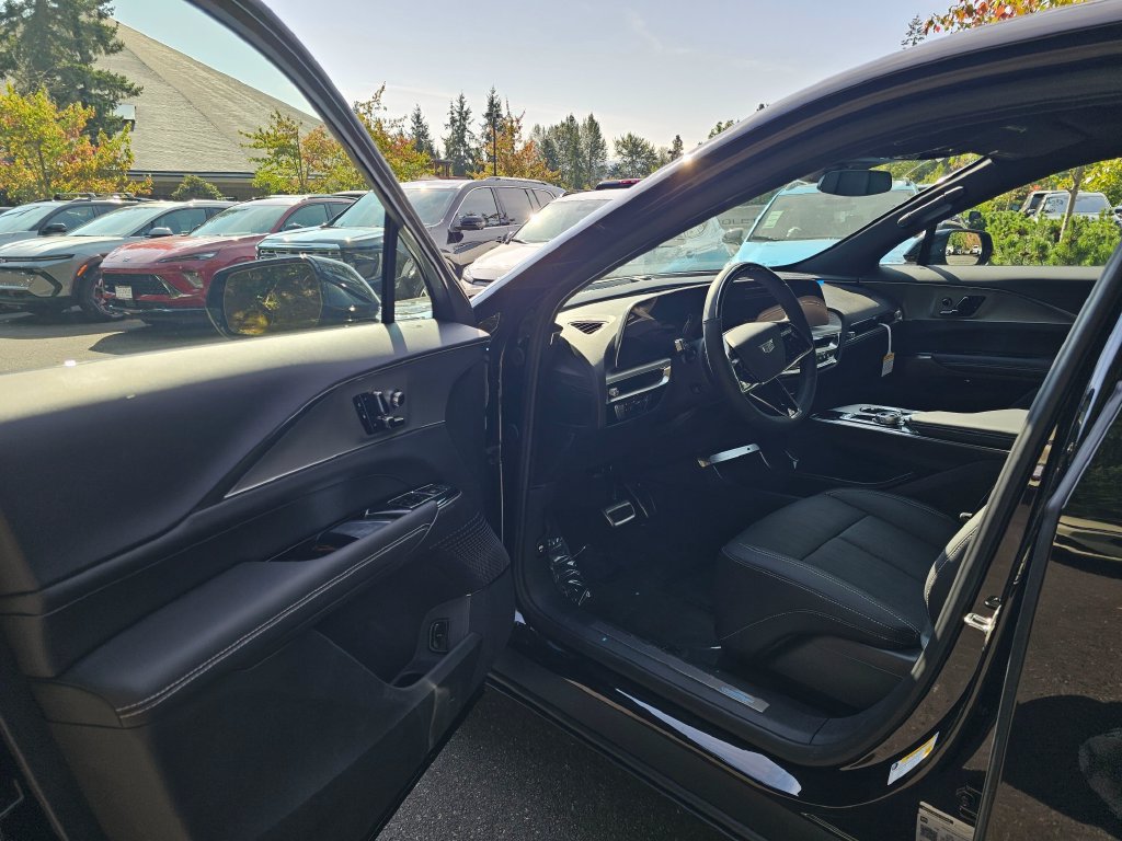 New 2027 Cadillac Lyriq Sport AWD/4WD image 23