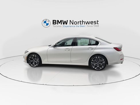 New 2026 BMW 330i xDrive Sedan w/ Convenience Package AWD/4WD image 11