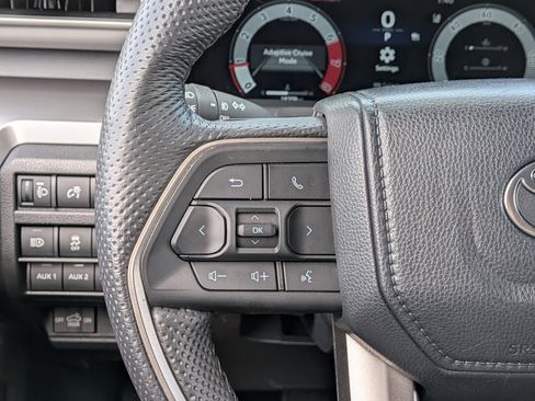 Used 2024 Toyota Tacoma TRD Off-Road w/ TRD Off Road Upgrade Package AWD/4WD image 36