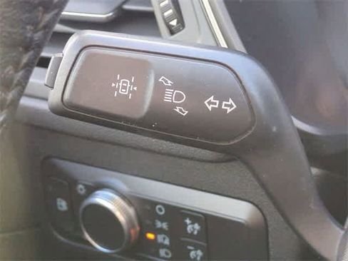 Used 2020 Ford Escape SE Sport image 26