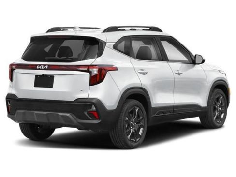 New 2025 Kia Seltos X-Line image 2