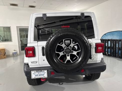 Used 2018 Jeep Wrangler Unlimited Rubicon AWD/4WD image 8