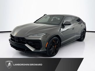 Used 2025 Lamborghini Urus SE video 1