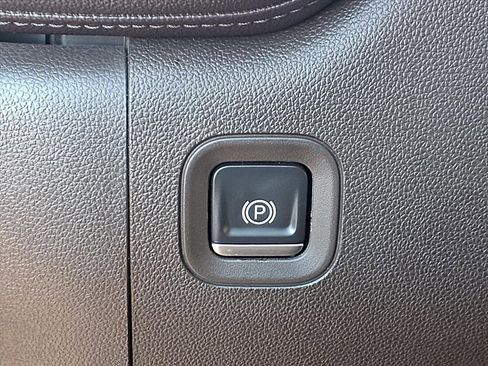 Used 2020 GMC Sierra 1500 SLT image 9