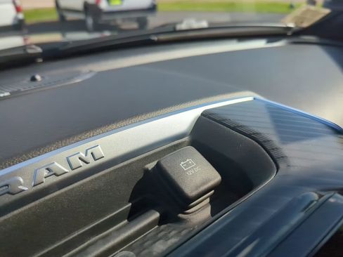 New 2026 RAM 1500 Big Horn AWD/4WD image 23