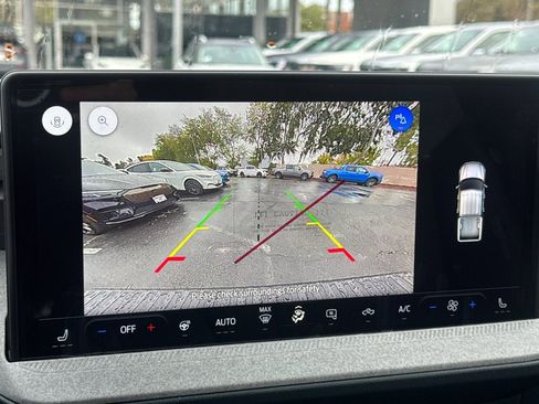 New 2025 Ford Maverick XLT w/ XLT Luxury Package image 17