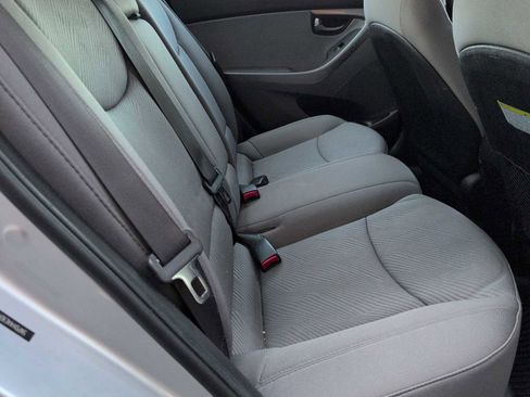 Used 2013 Hyundai Elantra GLS w/ Preferred Pkg image 20