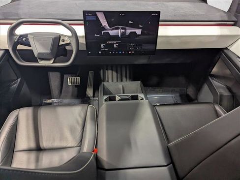Used 2024 Tesla Cybertruck Cyberbeast AWD/4WD image 18