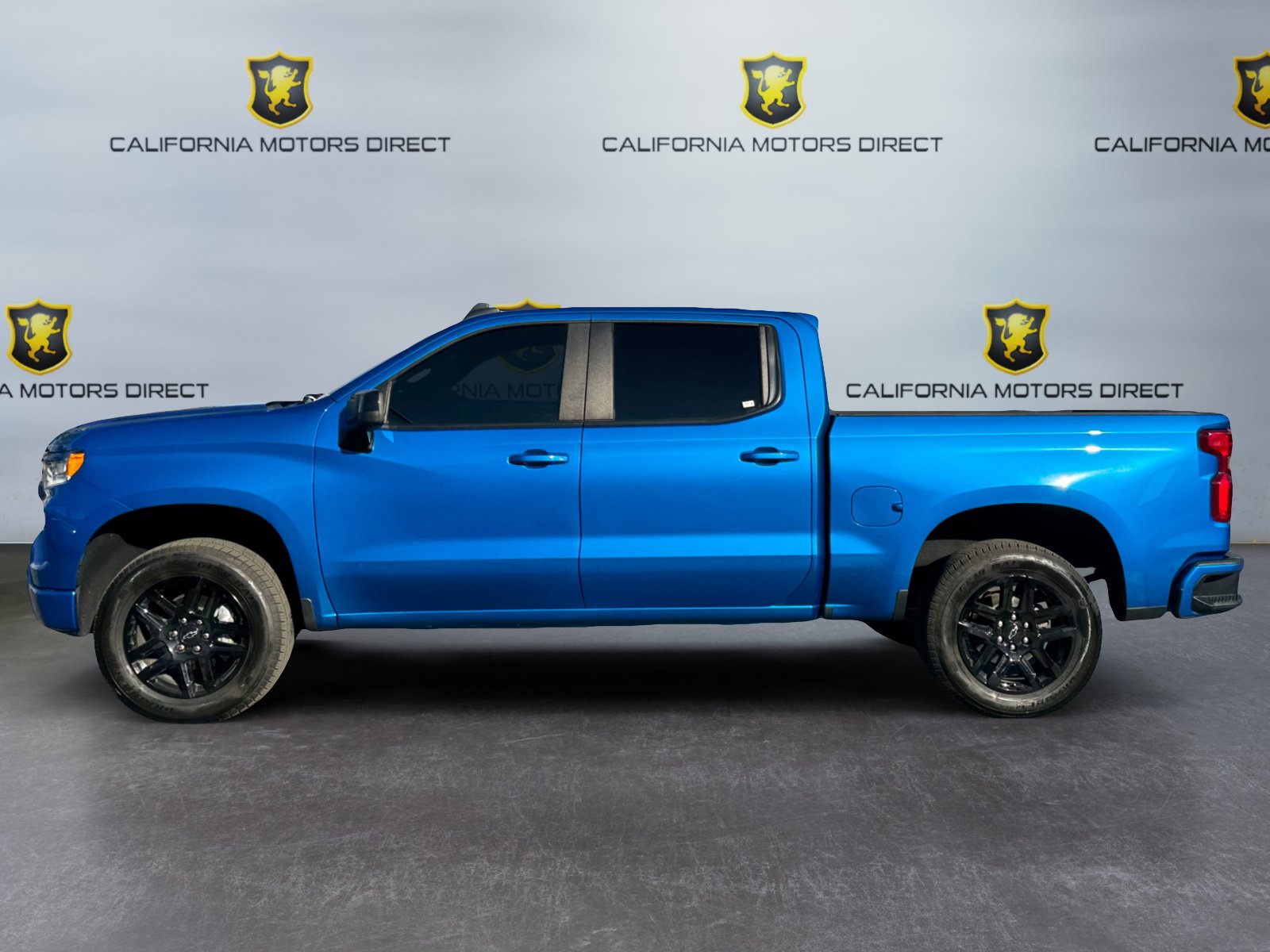 Used 2022 Chevrolet Silverado 1500 RST w/ Protection Package RWD image 2