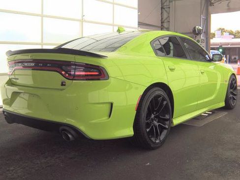 Used 2023 Dodge Charger Scat Pack w/ Plus Group RWD image 3