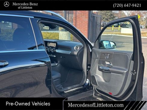 Certified 2025 Mercedes-Benz GLB 250 4MATIC image 30