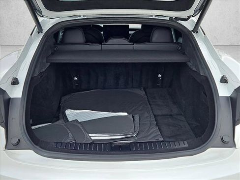 Used 2022 Tesla Model S image 6