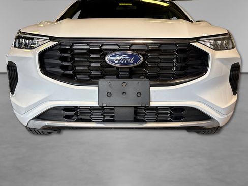 Certified 2023 Ford Escape ST-Line w/ Tech Pack #1 AWD/4WD image 15