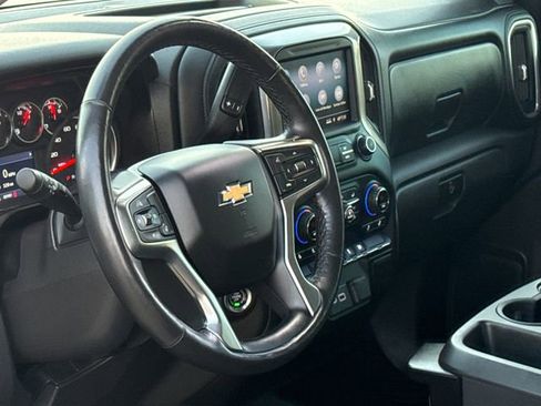 Used 2020 Chevrolet Silverado 1500 LT w/ Texas Edition image 17