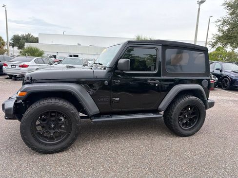 Used 2022 Jeep Wrangler Sport AWD/4WD image 8