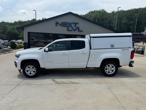 Used 2022 Chevrolet Colorado LT w/ Safety Package AWD/4WD image 6