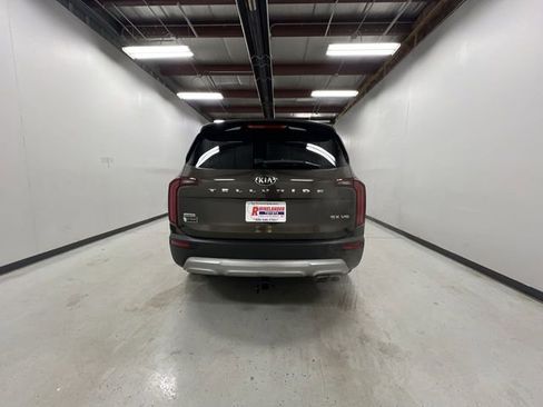 Used 2020 Kia Telluride SX w/ SX Prestige Package image 7