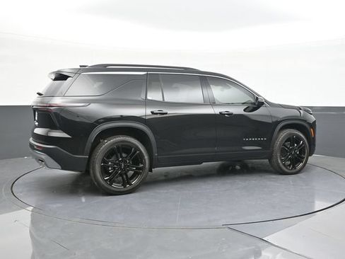 New 2026 Chevrolet Traverse LT w/ LPO, Floor Liner Package FWD image 11