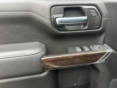 Used 2020 GMC Sierra 1500 SLE w/ SLE Value Package image 10