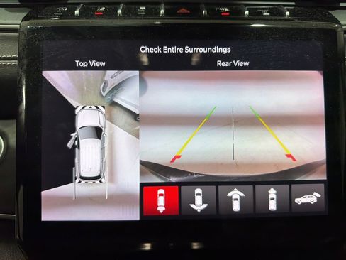 Used 2023 Jeep Grand Cherokee L Limited w/ Luxury Tech Group II image 21