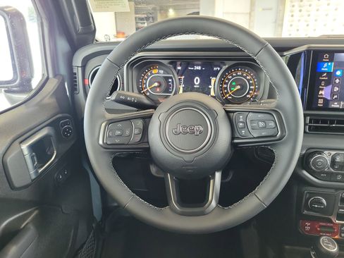 New 2026 Jeep Wrangler Unlimited Rubicon w/ Safety Group image 22