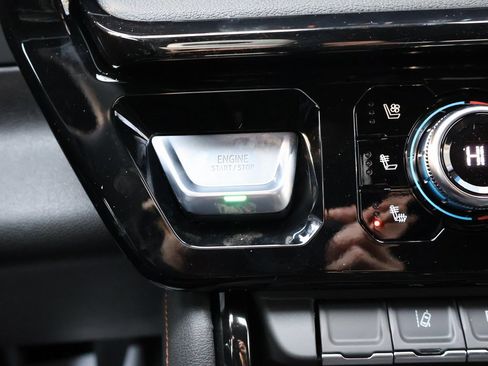 New 2026 GMC Sierra 2500 AT4 w/ AT4 Premium Plus Package image 25