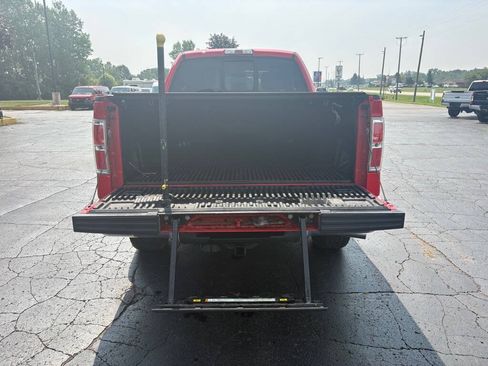 Used 2014 Ford F150 XLT w/ Equipment Group 302A Luxury AWD/4WD image 9