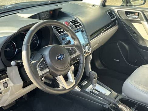 Used 2018 Subaru Forester 2.5i Limited AWD/4WD image 2