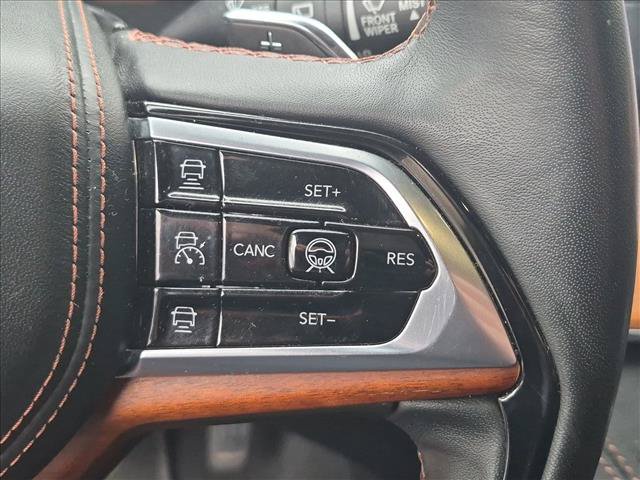 Used 2022 Jeep Grand Cherokee Summit AWD/4WD image 13