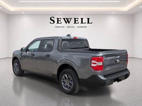 Used 2025 Ford Maverick XLT w/ Equipment Group 302A AWD/4WD image 3