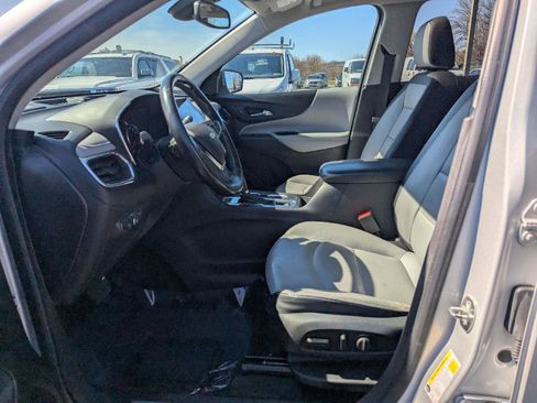 Used 2018 Chevrolet Equinox Premier image 23
