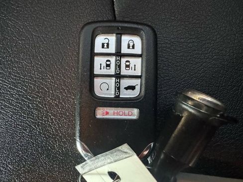 Used 2024 Honda Odyssey EX-L image 53