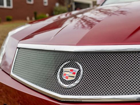 Used 2007 Cadillac XLR V image 50