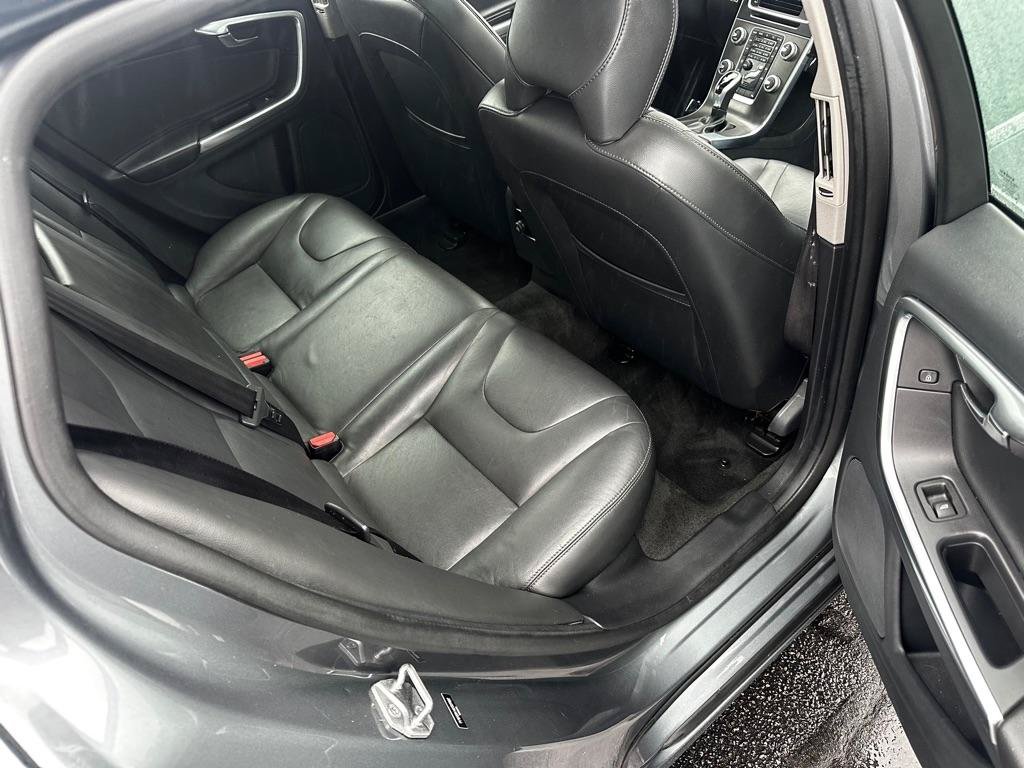 Used 2016 Volvo V60 T5 Premier AWD/4WD image 10