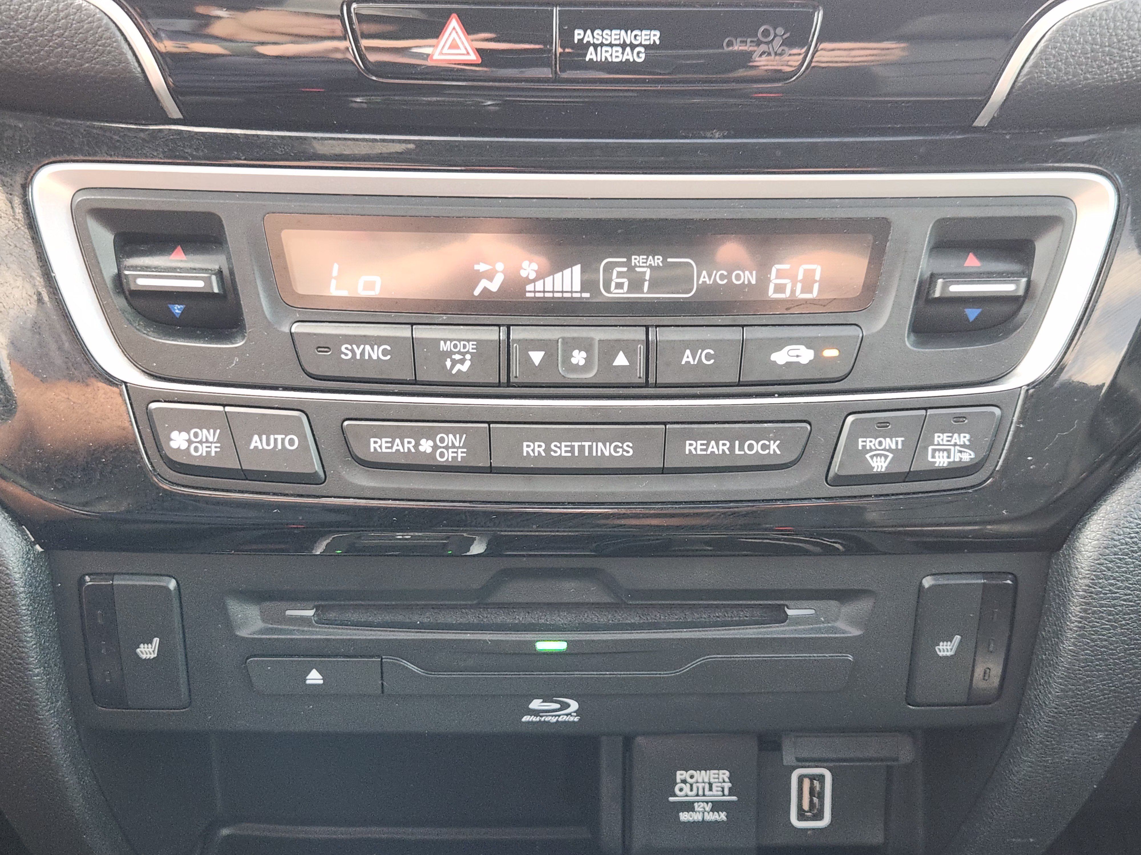 Used 2021 Honda Pilot Touring image 20