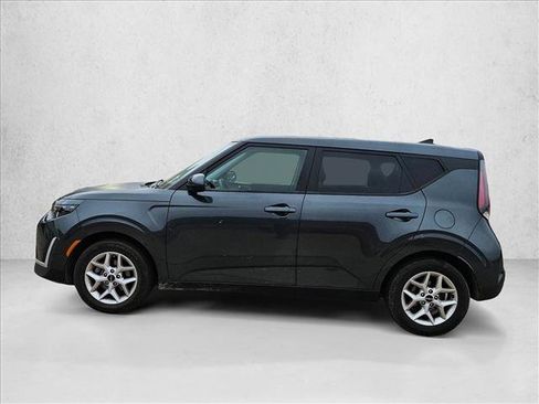 Used 2025 Kia Soul LX w/ LX Technology Package image 9