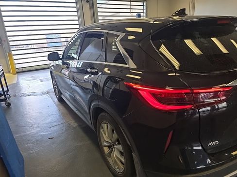 Used 2019 INFINITI QX50 Luxe w/ Cargo Package AWD/4WD image 4