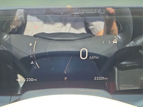 Used 2025 Buick Envista Preferred image 25