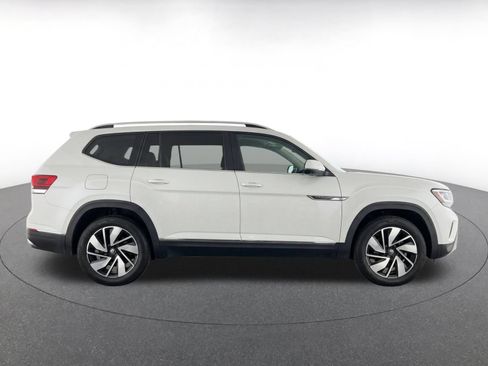 Used 2026 Volkswagen Atlas SE FWD image 8