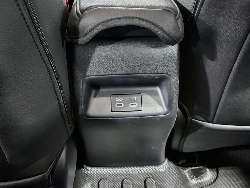 Used 2013 Toyota Corolla LE FWD image 34