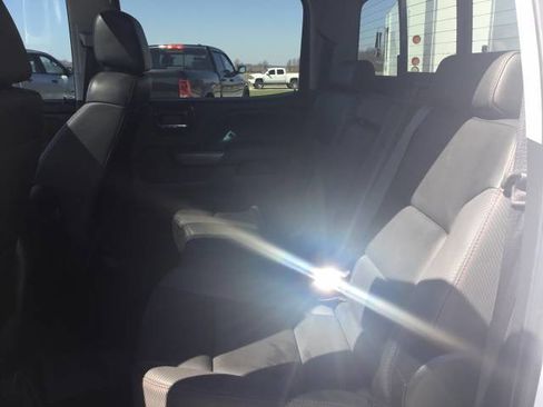 Used 2017 GMC Sierra 1500 SLT image 12