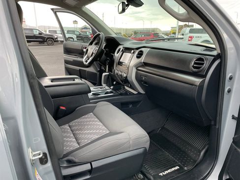 Used 2018 Toyota Tundra SR5 w/ TRD Off Road Package image 15