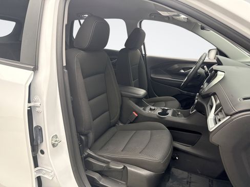 Used 2023 GMC Terrain SLE w/ Driver Convenience Package AWD/4WD image 16