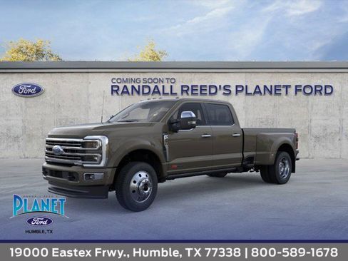 New 2026 Ford F450 Platinum image 1