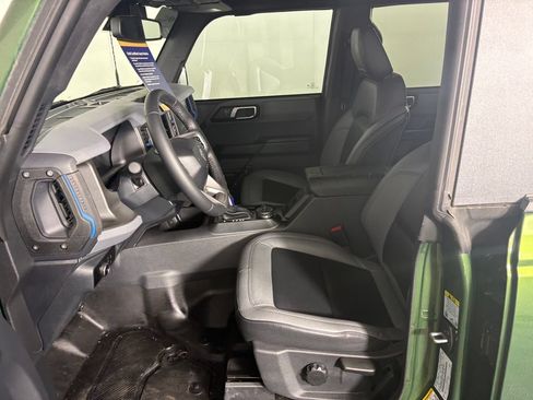 Used 2024 Ford Bronco Black Diamond AWD/4WD image 12