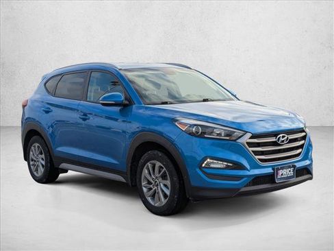 Used 2017 Hyundai Tucson SE Plus image 3
