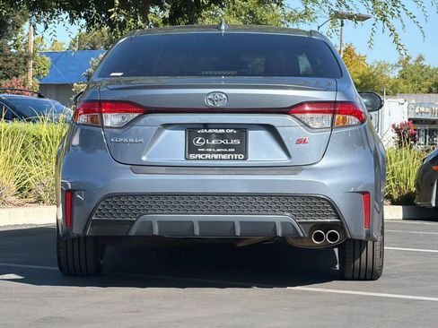 Used 2021 Toyota Corolla SE w/ SE Premium Package FWD image 8